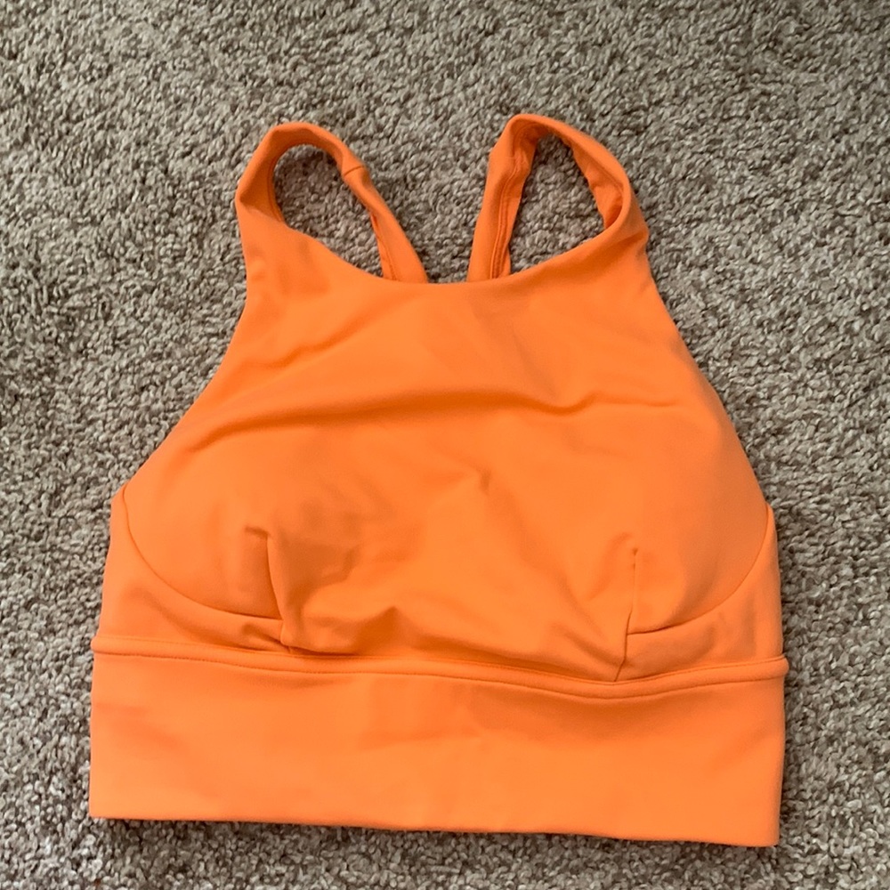 selling this LuLulemon top/sports bra!!!